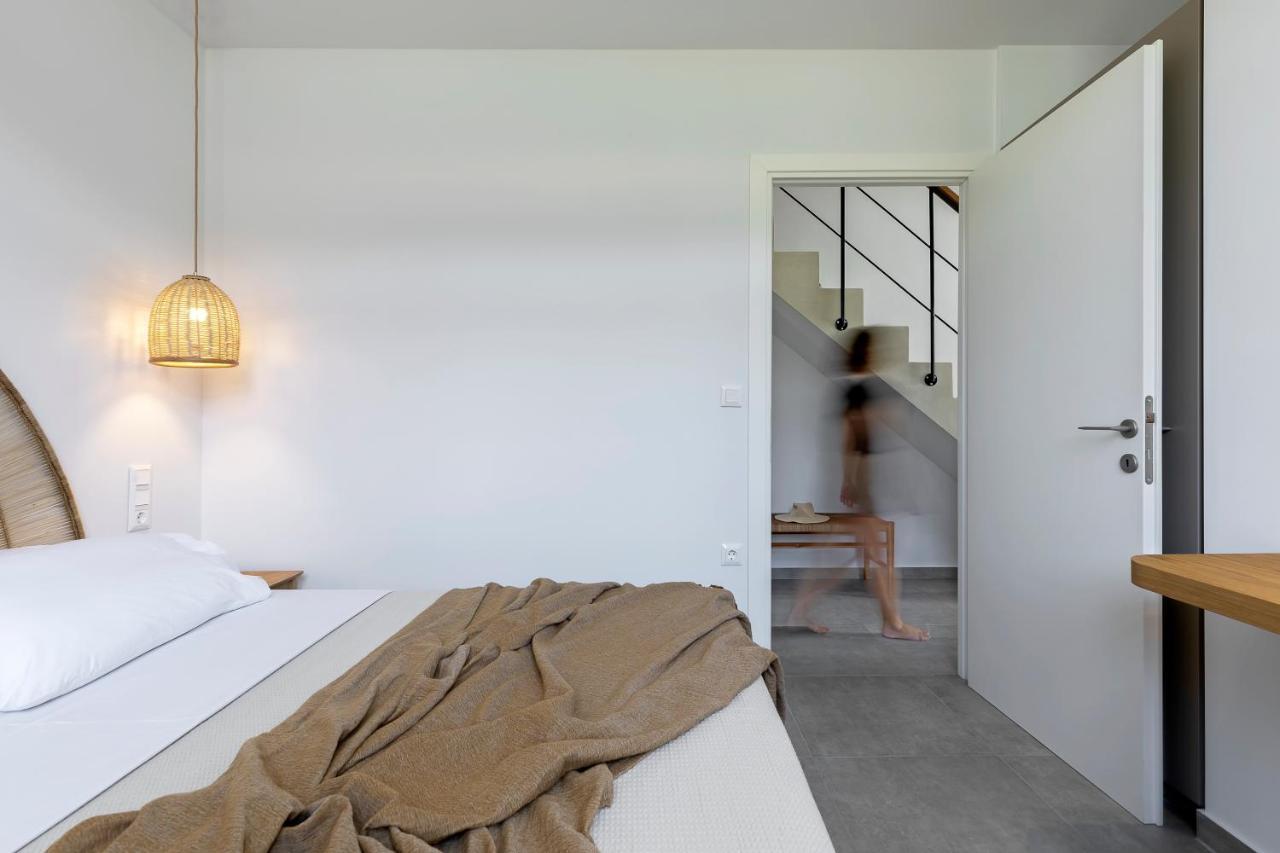 Lichnos Luxury Suites Sourpi Exterior foto