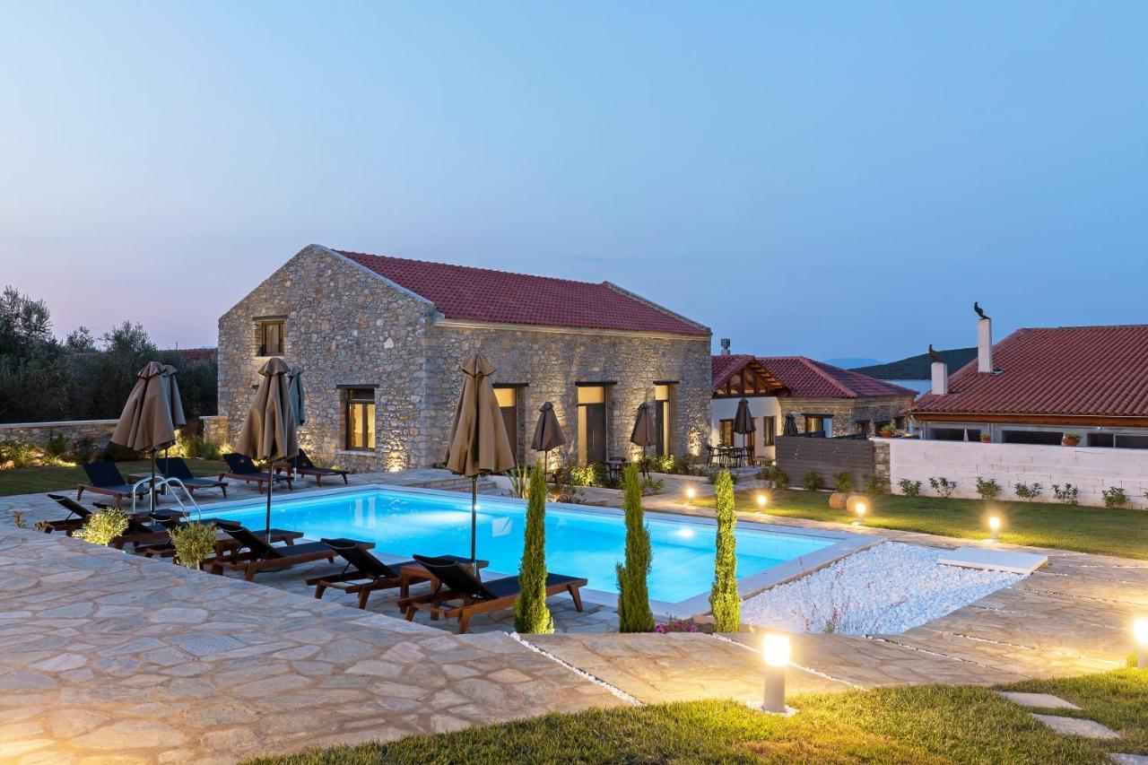 Lichnos Luxury Suites Sourpi Exterior foto