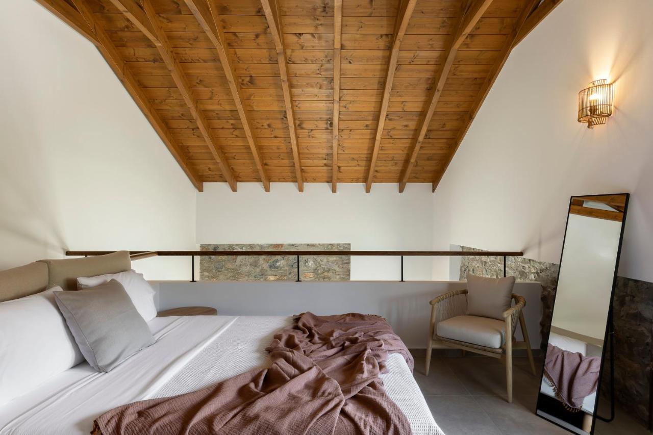 Lichnos Luxury Suites Sourpi Exterior foto
